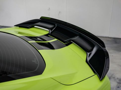 Used 2020 Ford Mustang Shelby GT500 w/ Technology Package image 19