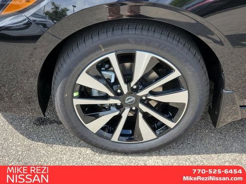 New 2025 Nissan Sentra SV w/ SV Premium Package image 7