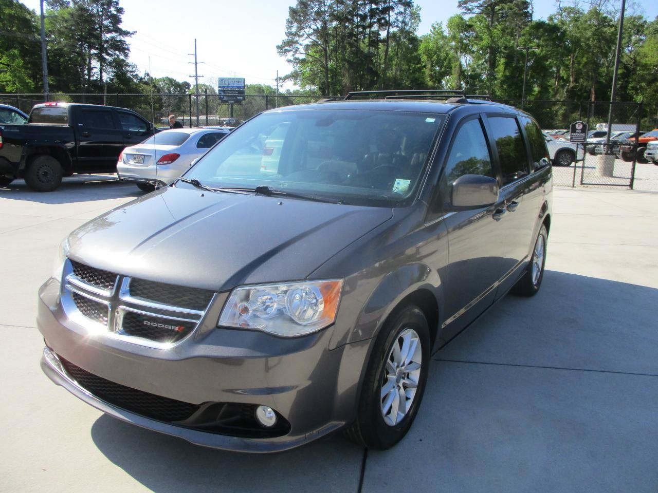 Used 2020 Dodge Grand Caravan SXT FWD image 21