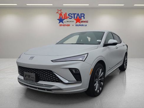 New 2026 Buick Envista Avenir image 3