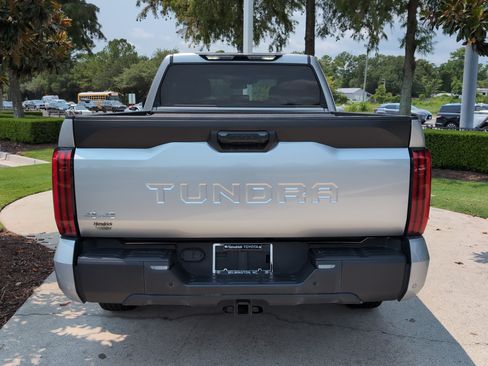 Used 2024 Toyota Tundra SR5 AWD/4WD image 9