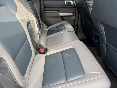 Used 2023 Ford Bronco Outer Banks AWD/4WD image 10
