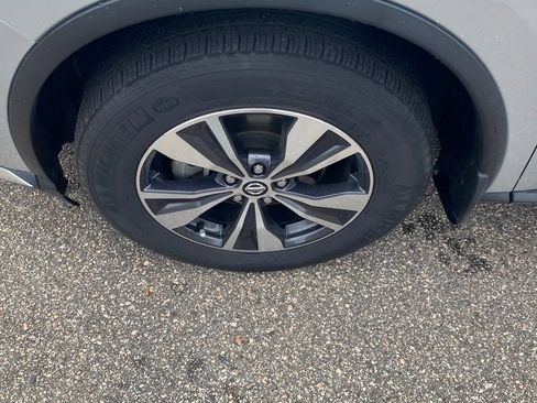 Used 2021 Nissan Murano SV FWD image 21