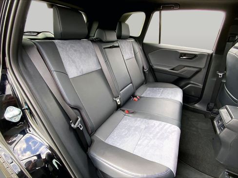 Used 2026 Toyota RAV4 XSE w/ Panoramic Sun Roof Package AWD/4WD image 19