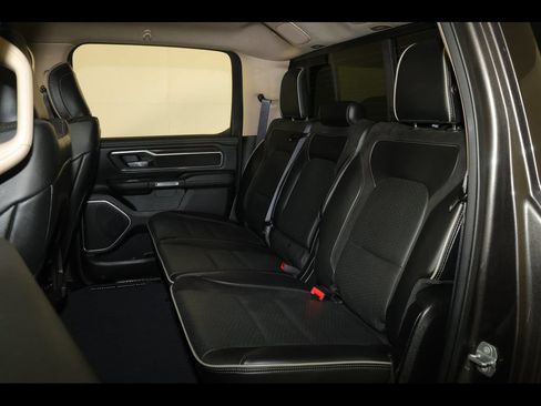 Used 2021 RAM 1500 Laramie AWD/4WD image 18