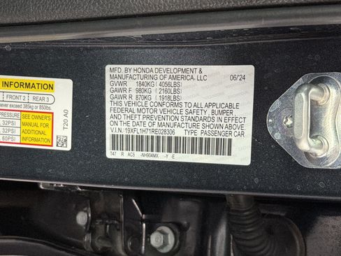 Certified 2024 Honda Civic EX-L image 25