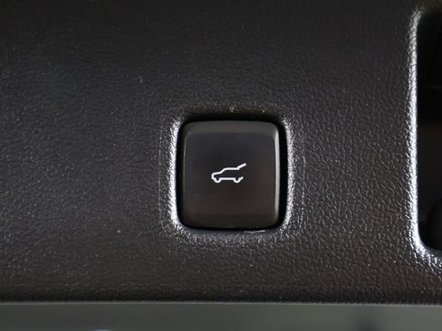 Used 2023 Ford Escape Active FWD image 19
