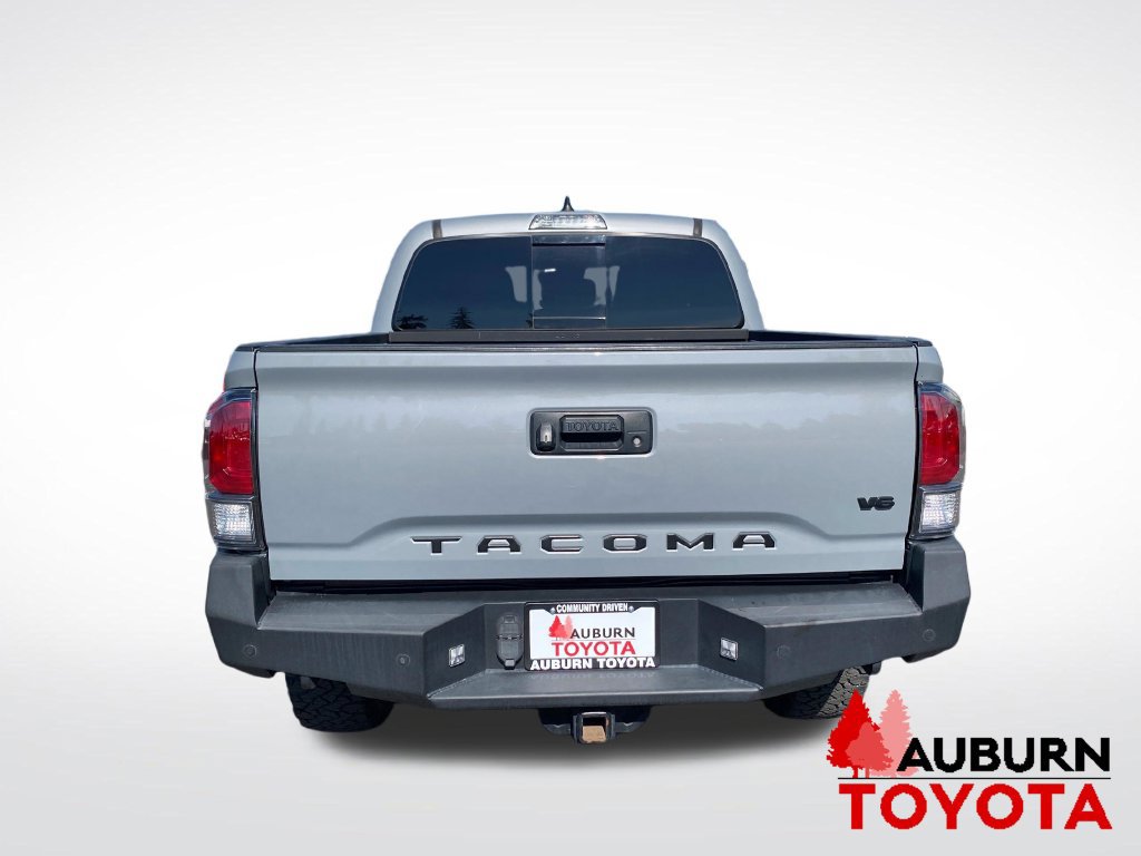 Used 2020 Toyota Tacoma TRD Sport w/ TRD Premium Sport Package AWD/4WD image 6