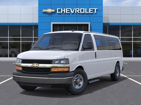 New 2024 Chevrolet Express 3500 LT w/ LT Preferred Equipment Group image 6