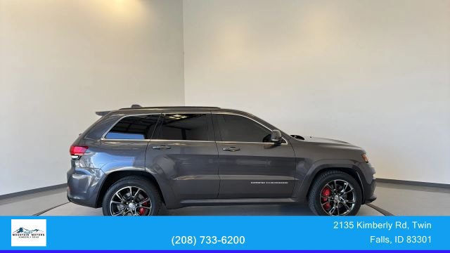 Used 2015 Jeep Grand Cherokee SRT w/ Luxury Group II AWD/4WD image 8
