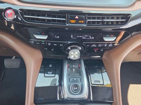 Certified 2024 Acura MDX SH-AWD w/ Technology Package image 19