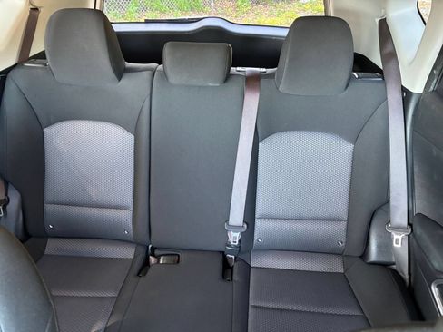 Used 2025 Kia Soul LX w/ LX Technology Package FWD image 37