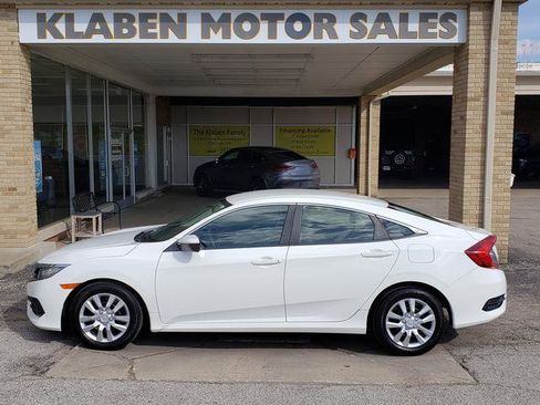 Used 2017 Honda Civic LX image 2