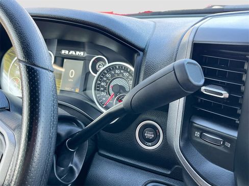 Used 2024 RAM 3500 Tradesman w/ Chrome Appearance Group image 16