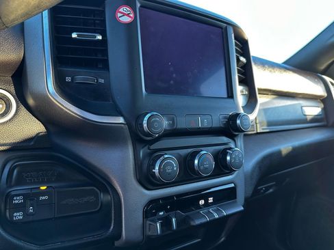 Used 2024 RAM 2500 Big Horn image 39