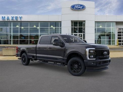 New 2026 Ford F250 Lariat w/ Black Appearance Package image 73
