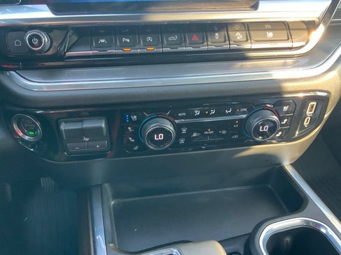 Used 2024 Chevrolet Silverado 1500 High Country w/ Technology Package AWD/4WD image 23