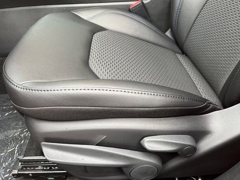 New 2026 Jeep Compass Latitude image 22