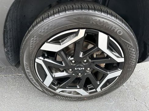 Certified 2024 Kia Seltos SX image 33