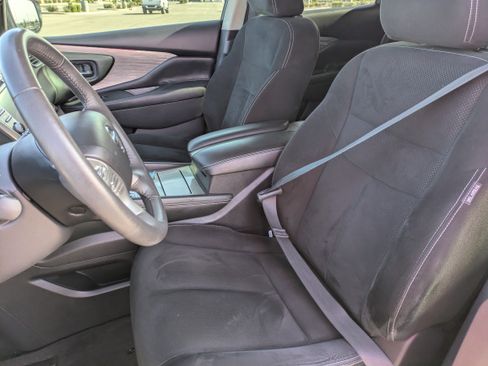 Used 2017 Nissan Murano SV image 26