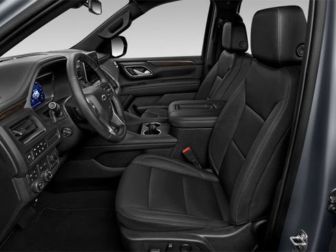 Used 2025 Chevrolet Suburban Z71 AWD/4WD image 10