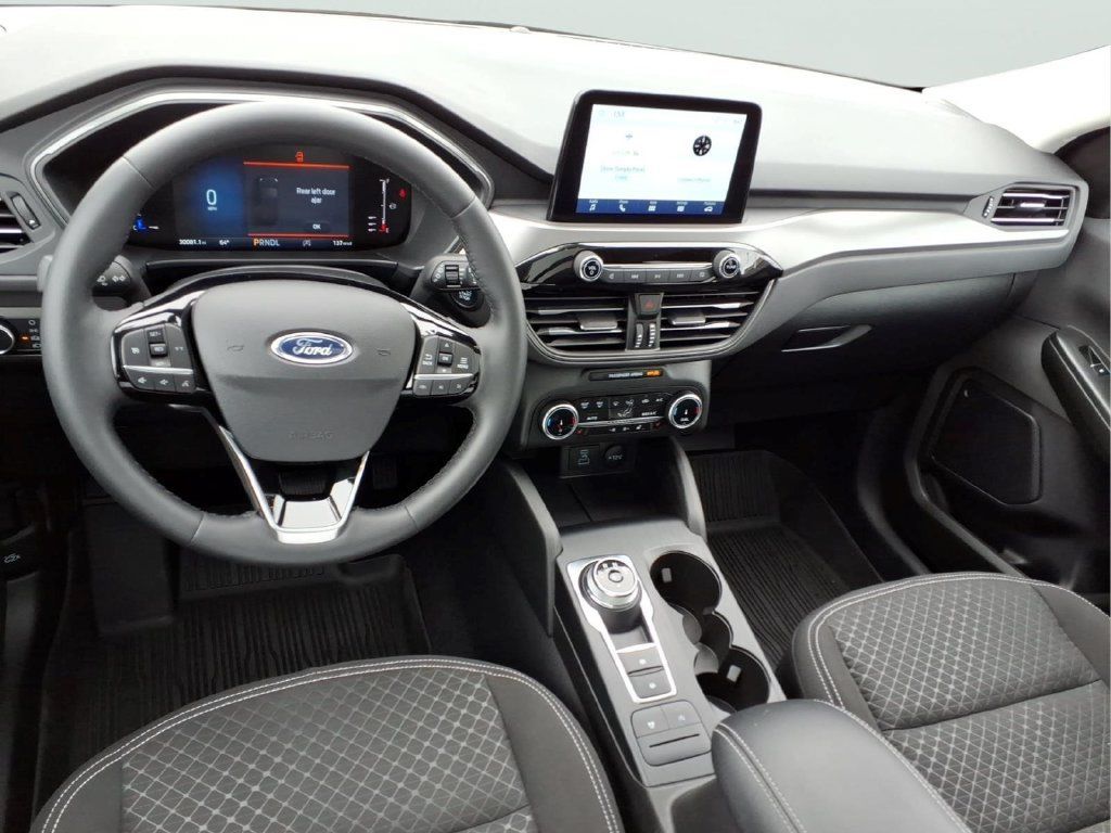 Used 2023 Ford Escape Active AWD/4WD image 9