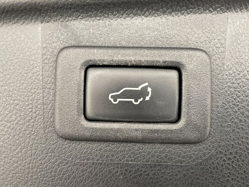 Used 2015 Subaru Outback 2.5i Limited image 35