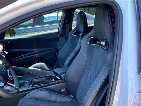 Used 2025 Hyundai Elantra N FWD image 9
