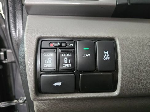 Used 2015 Honda Odyssey EX-L image 28