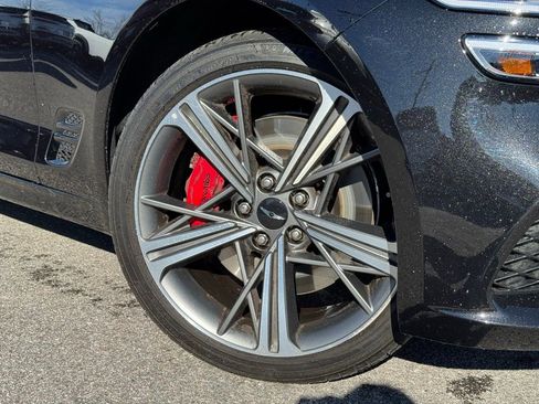 Used 2025 Genesis G70 2.5T w/ Sport Prestige Package image 5