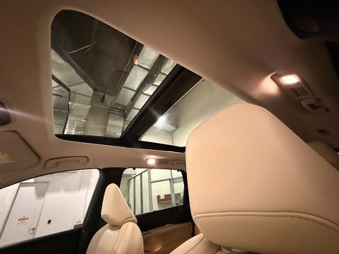 Used 2023 INFINITI QX60 Sensory w/ Vision Package image 17