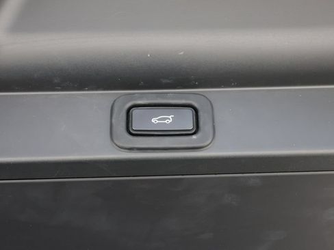 Certified 2023 Land Rover Range Rover SE AWD/4WD image 24