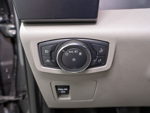 Used 2019 Ford F150 XL w/ Equipment Group 101A Mid AWD/4WD image 27