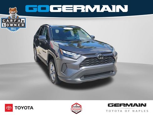 Used 2025 Toyota RAV4 XLE w/ Convenience Package FWD image 5