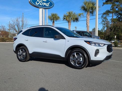 New 2026 Ford Escape ST-Line w/ Tech Pack #1 image 2