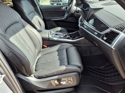 Used 2026 BMW X5 sDrive40i w/ M Sport Package image 26