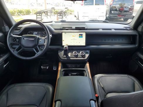 Used 2023 Land Rover Defender 110 X image 11