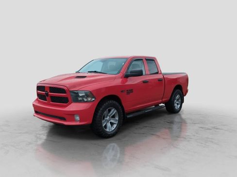 Used 2019 RAM 1500 Express w/ Wheel & Sound Group AWD/4WD image 4