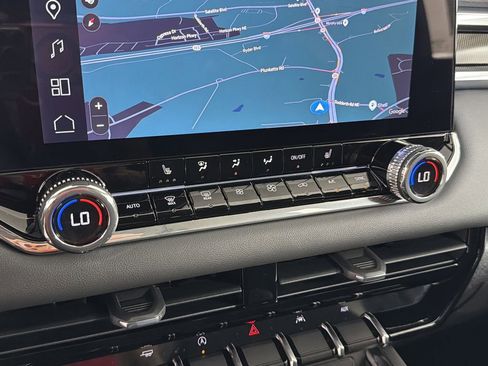 New 2026 GMC Canyon Elevation w/ Convenience Package image 29