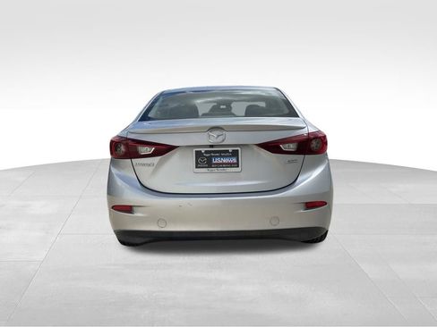Used 2018 MAZDA MAZDA3 Touring FWD image 6