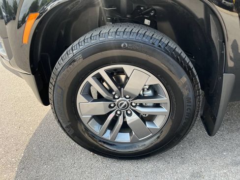 Used 2026 Nissan Frontier SV w/ All-Weather Content Package AWD/4WD image 28