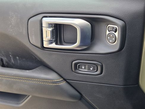 New 2026 Jeep Gladiator Sport image 25