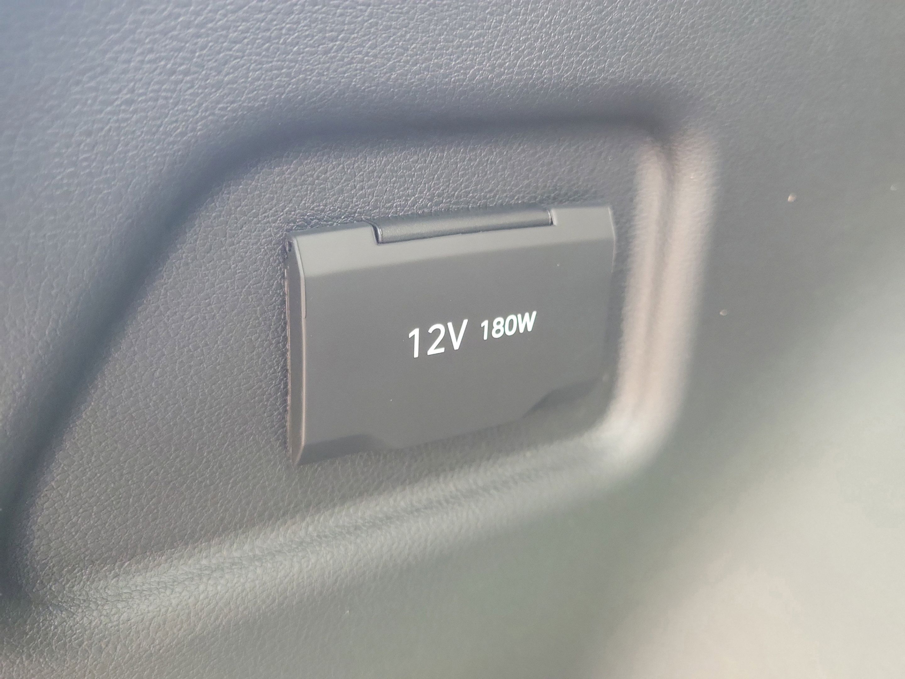 New 2026 Hyundai Tucson SEL Plus FWD image 8