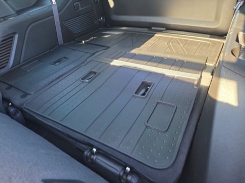 Used 2023 Chevrolet Tahoe Z71 image 19