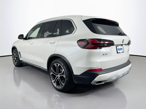 Used 2026 BMW X5 xDrive40i AWD/4WD image 4