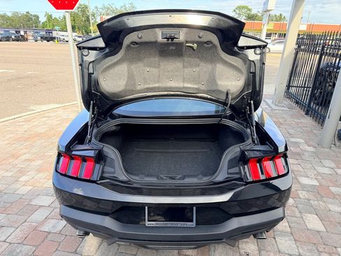 Used 2025 Ford Mustang Premium RWD image 28
