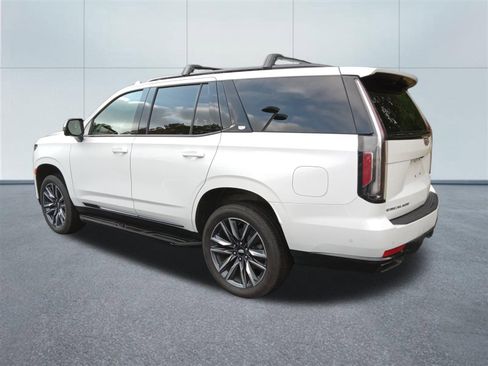 Used 2021 Cadillac Escalade Sport Platinum image 3