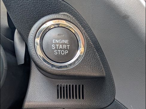 Used 2024 Subaru Crosstrek 2.0i Premium image 11