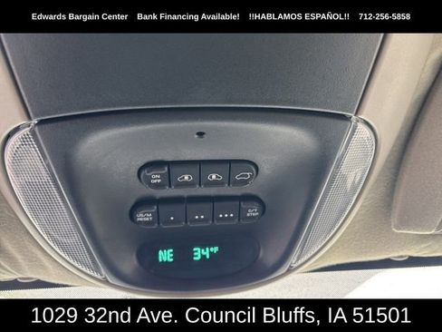 Used 2004 Chrysler Town & Country Touring image 24