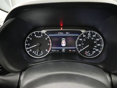 Used 2025 Nissan Sentra SV w/ All-Weather Package FWD image 12